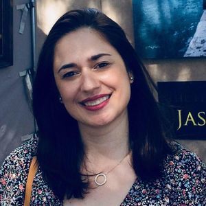 Meet your Posher, Claudia